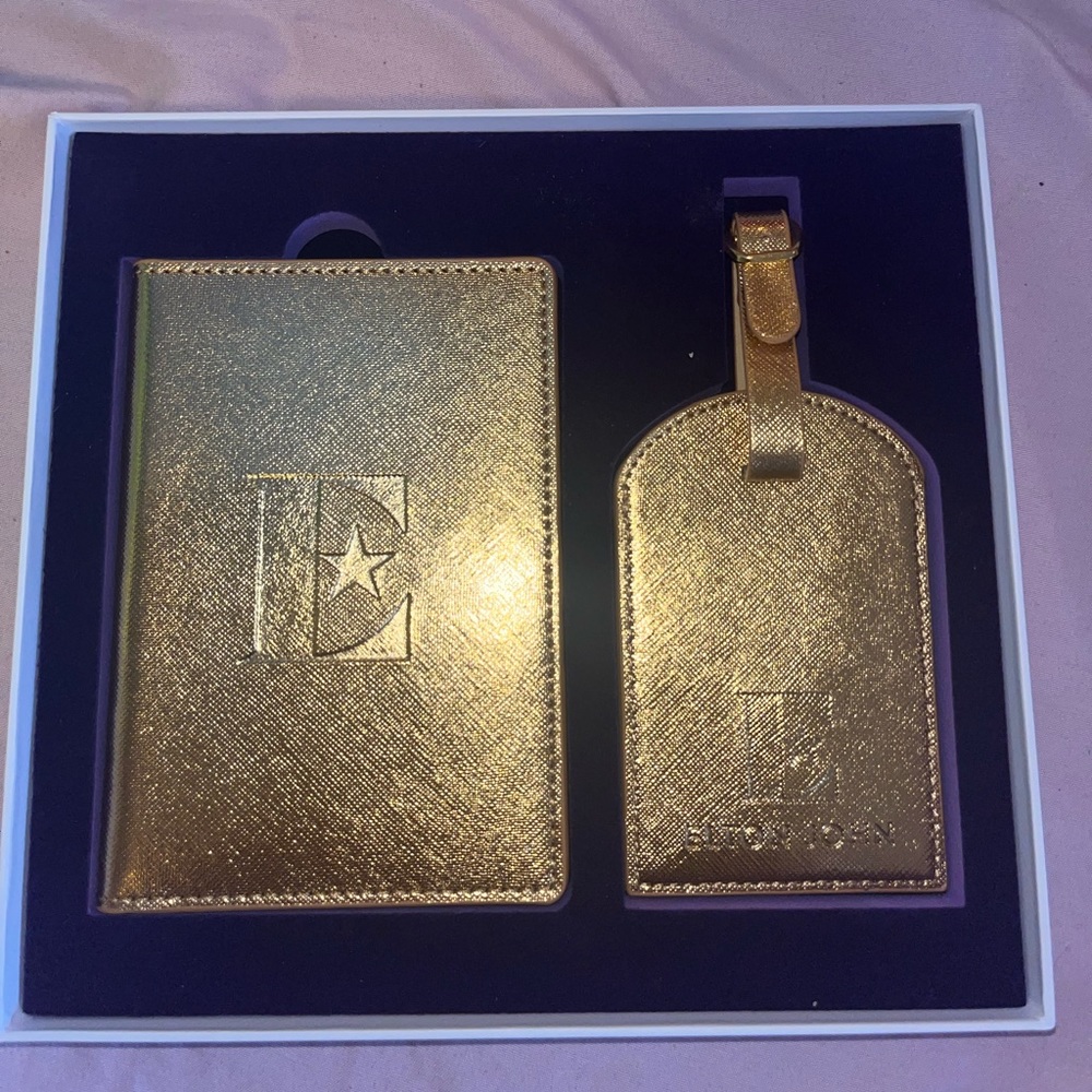 Elton John passport cover-never used